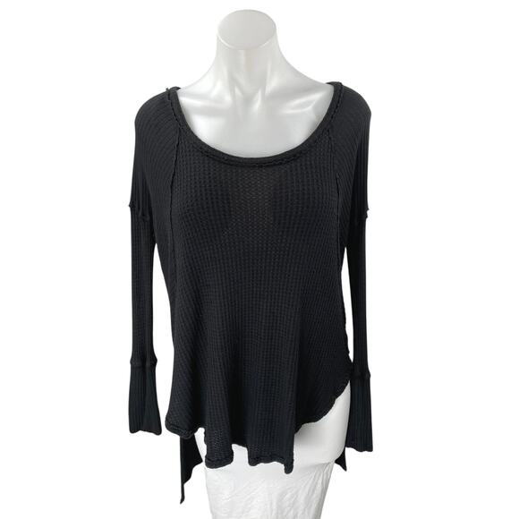 Free People Black Long Sleeve Waffle Knit Thermal Scoop Neck Sweater Top Size M - Picture 1 of 4